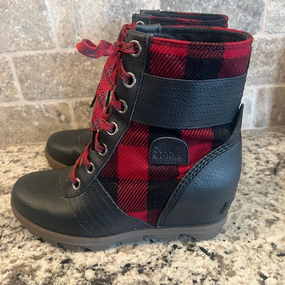 Sorel womens size 7 Lexie Buffalo plaid red Joan of arc wedge boots shoes winter - Picture 8 of 11
